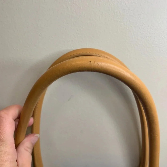 Tory Burch Jaden Tote - Picture 5 of 12